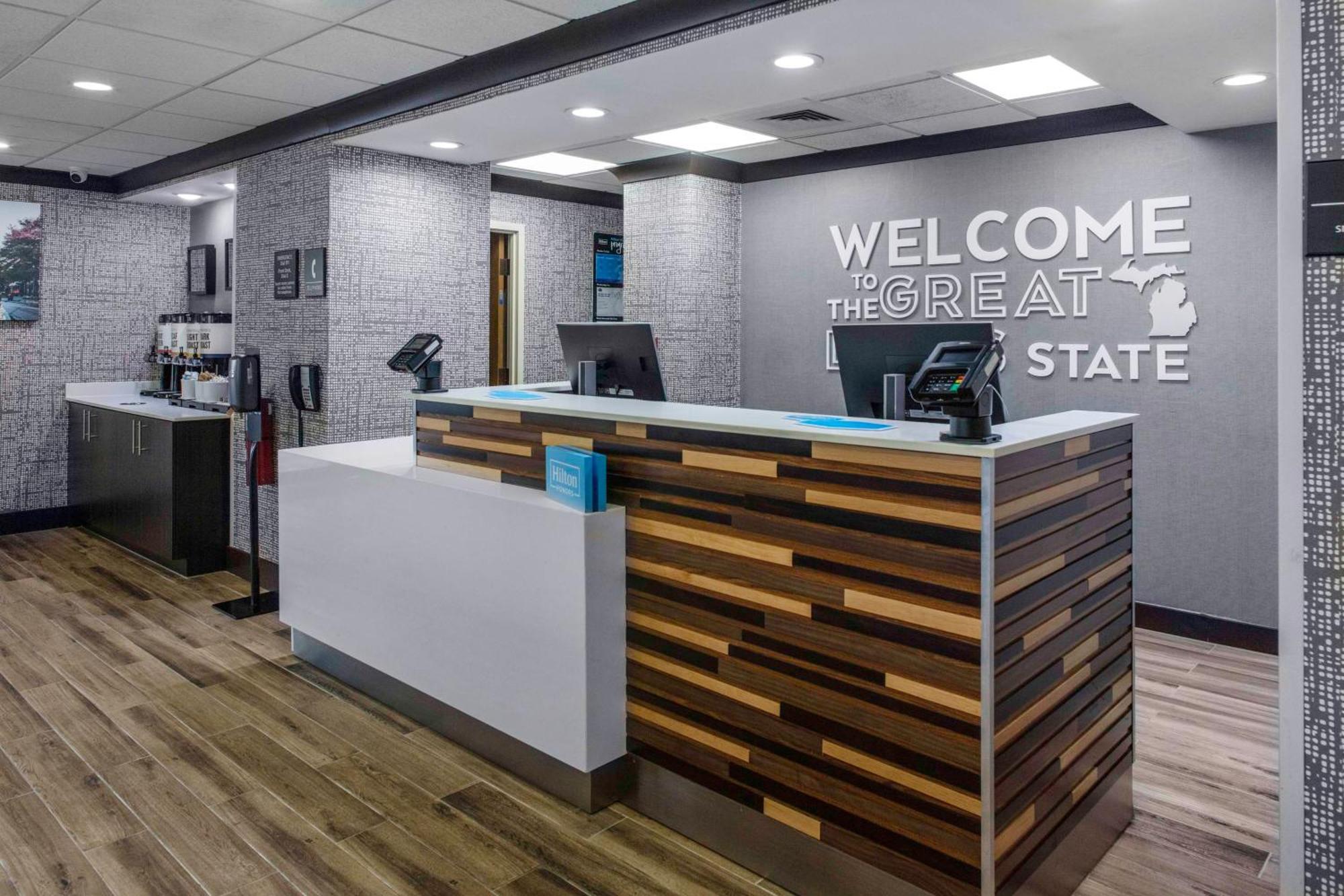 Hampton Inn Detroit Northville Esterno foto