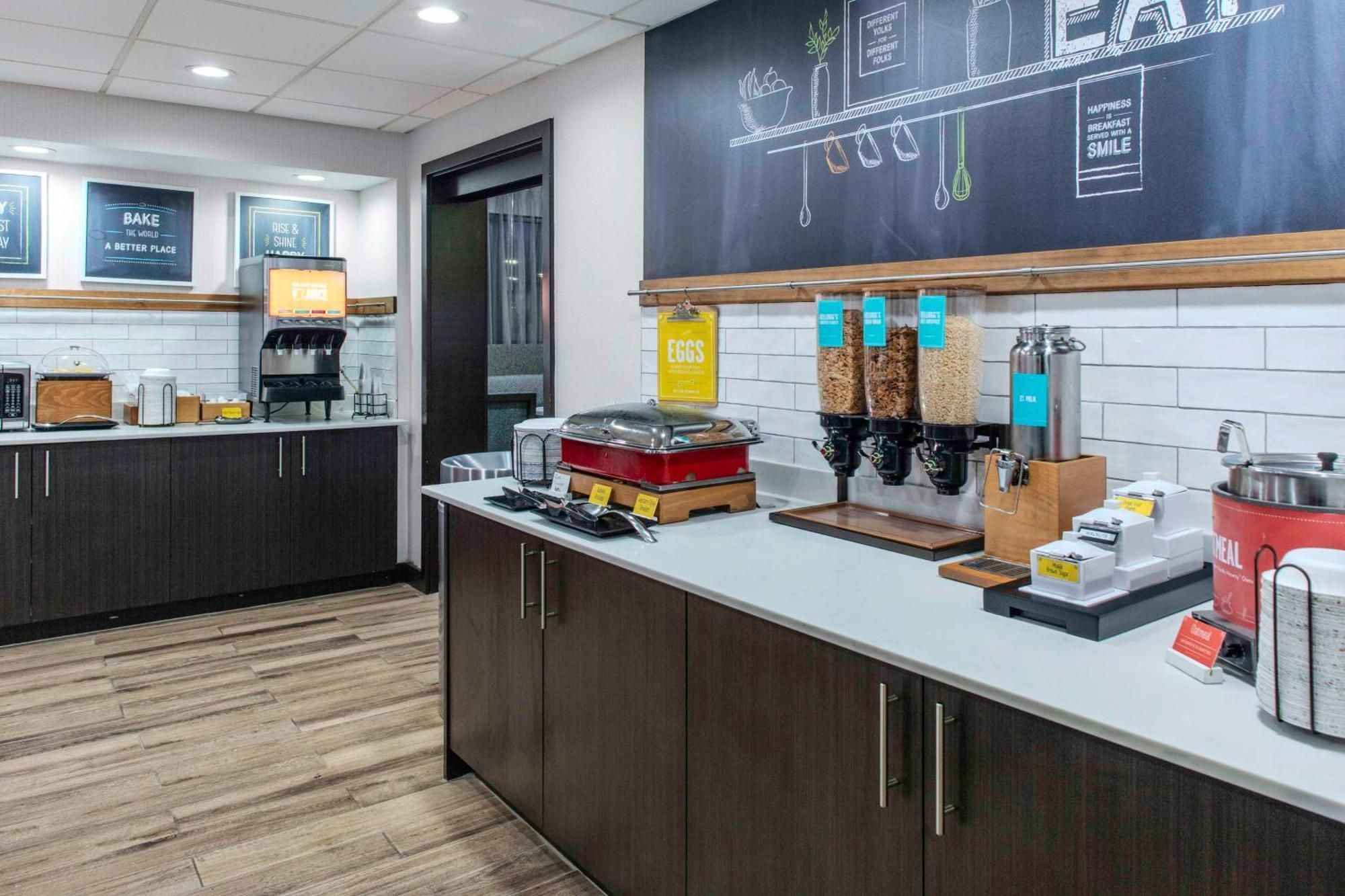 Hampton Inn Detroit Northville Esterno foto