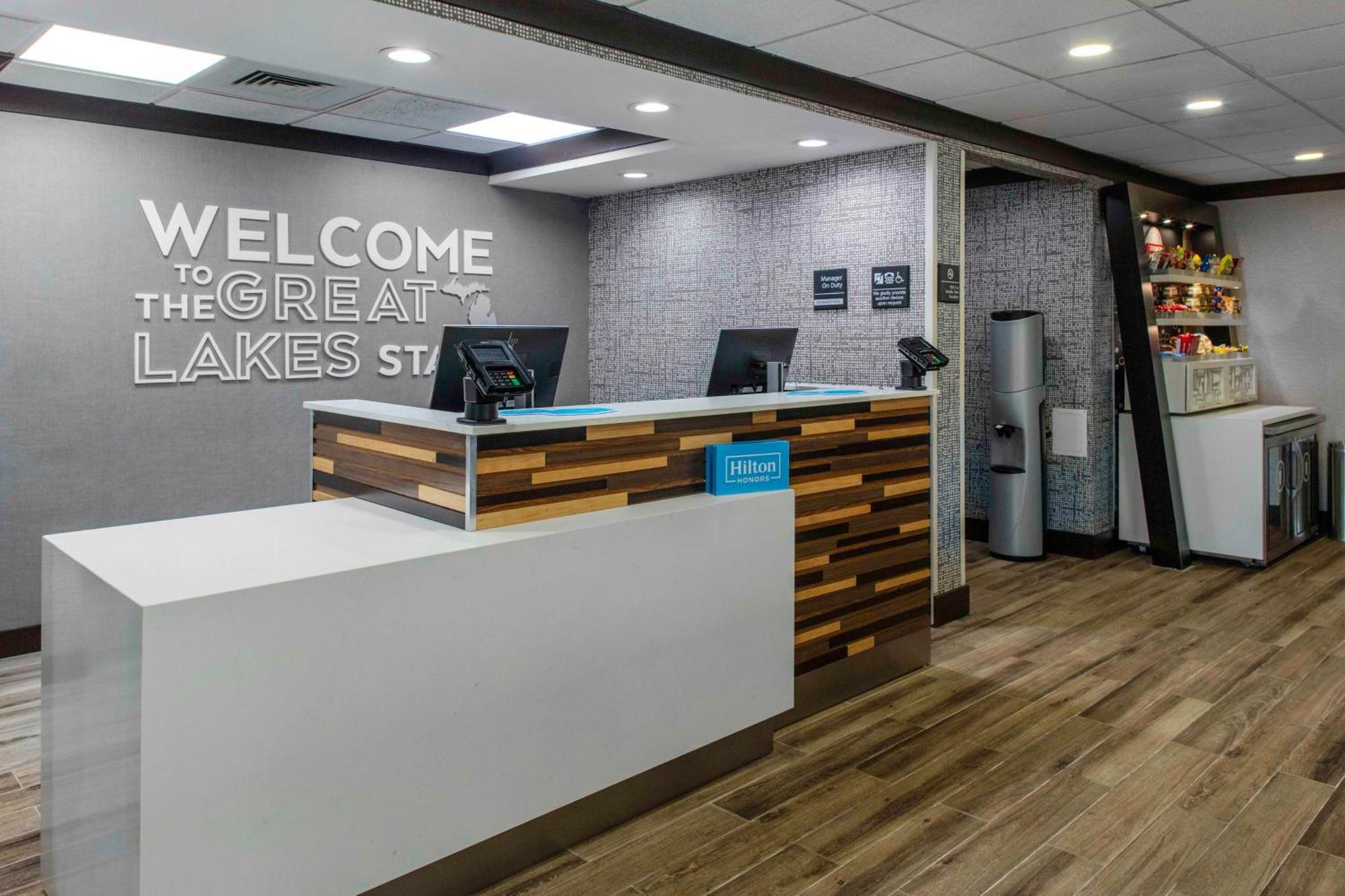 Hampton Inn Detroit Northville Esterno foto