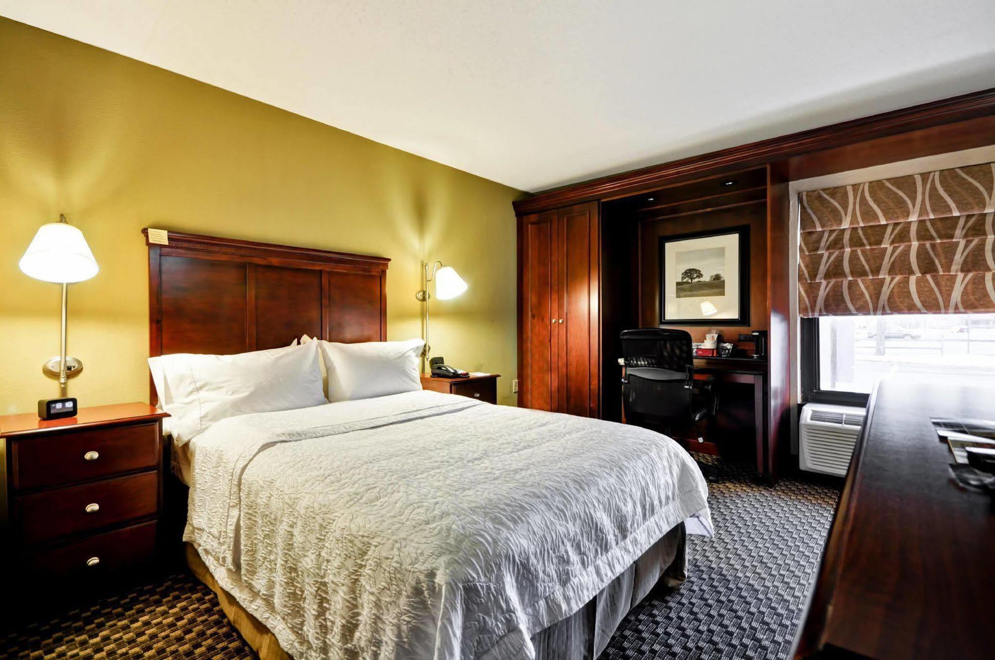 Hampton Inn Detroit Northville Esterno foto